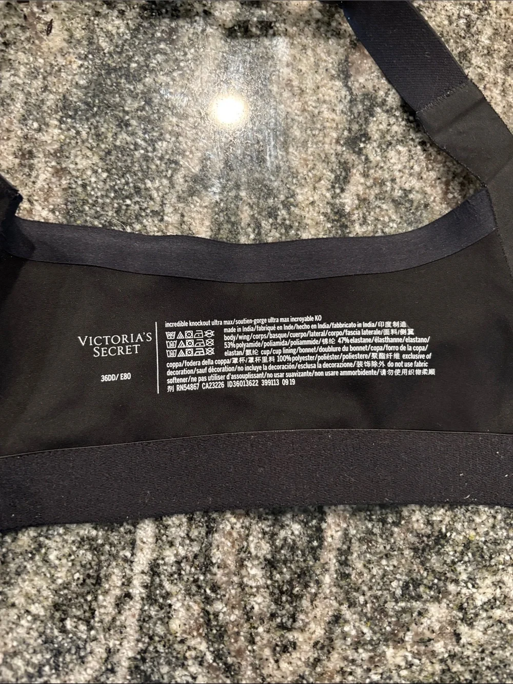 Black Front-Zip Sports Bra - Victoria’s Secret 36DD